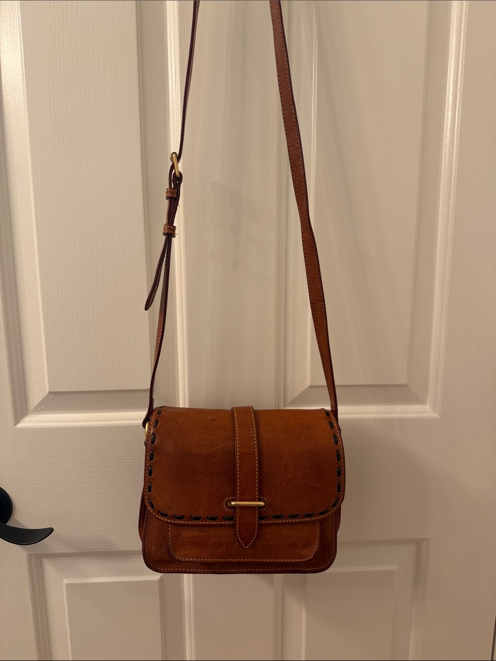 Dooney & Bourke Tan Leather Crossbody Bag